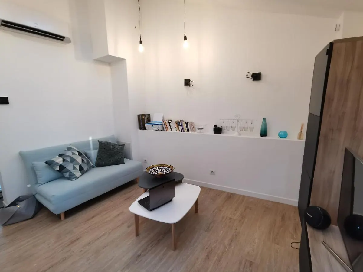 Le Point D'Orgue - Gagnant Du Prix De La Critique Voyageur 2023 - Vivez La Provence A Votre Rythme Apartment L'Isle-sur-la-Sorgue 0*,